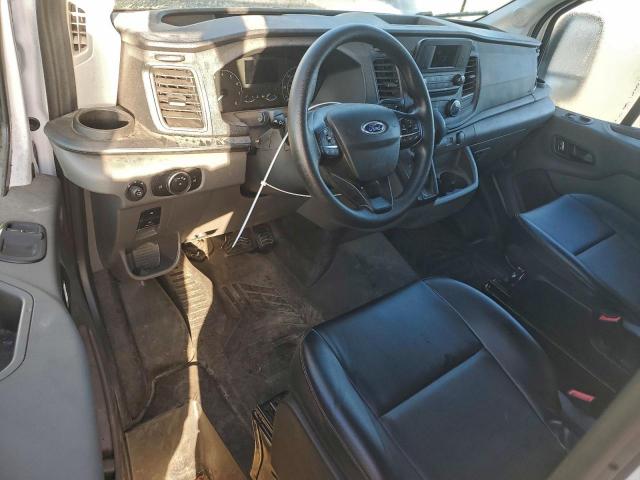 Ford Transit T-250 Image 6