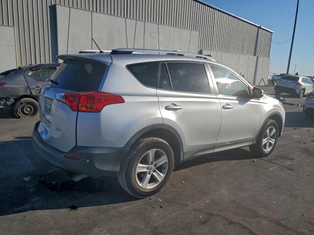 Toyota RAV4 Xle Image 12