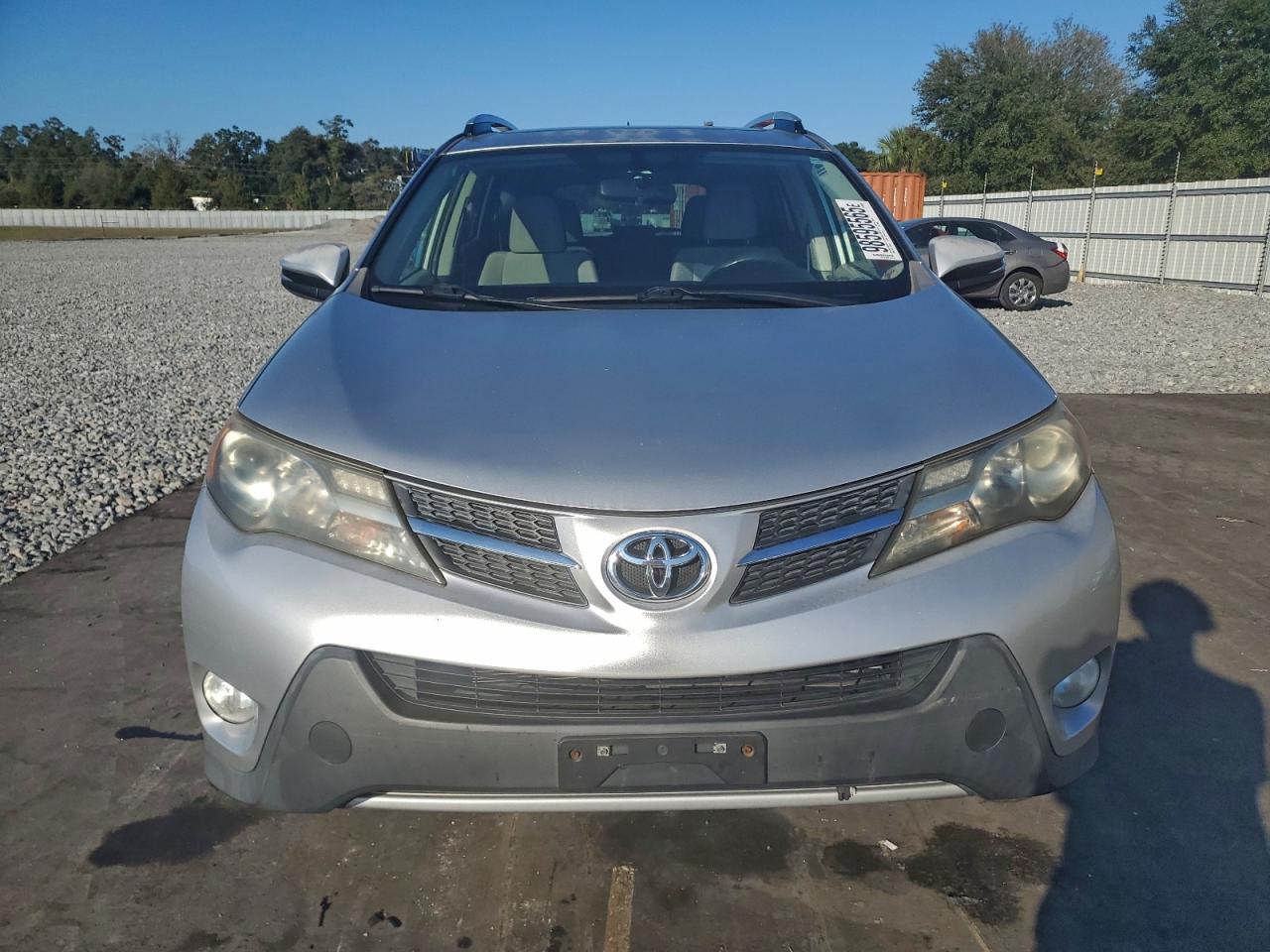 Toyota RAV4 Xle Image 10