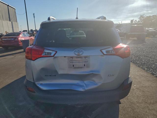 Toyota RAV4 Xle Image 11