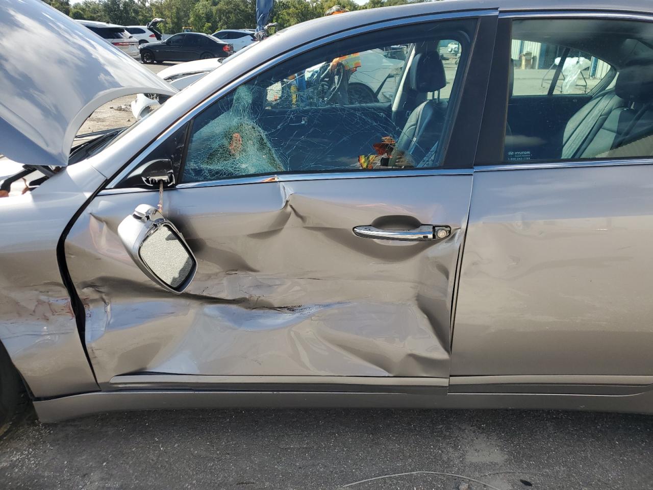 Hyundai Genesis 3.8l Image 7