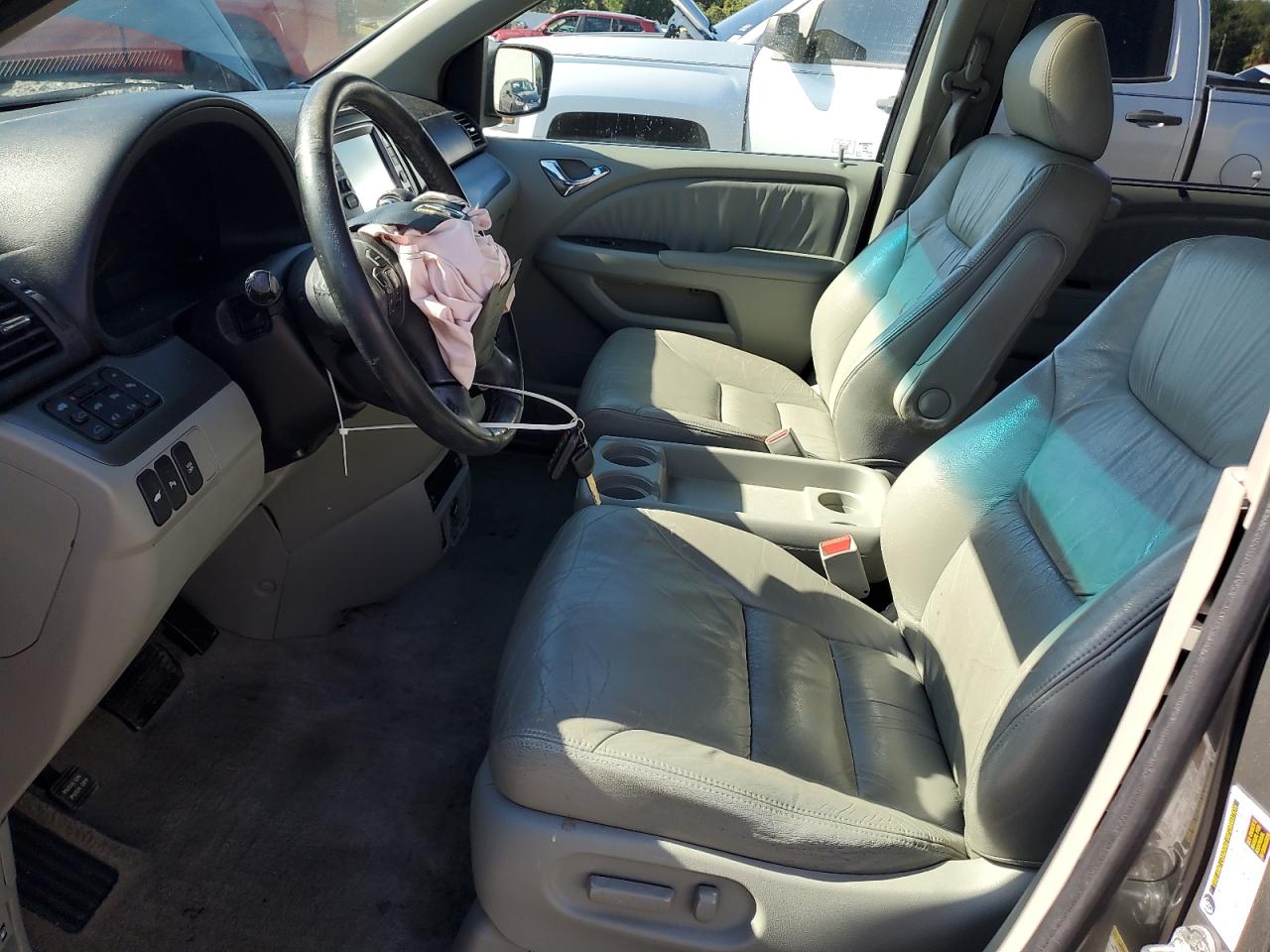 Honda Odyssey Touring Image 10