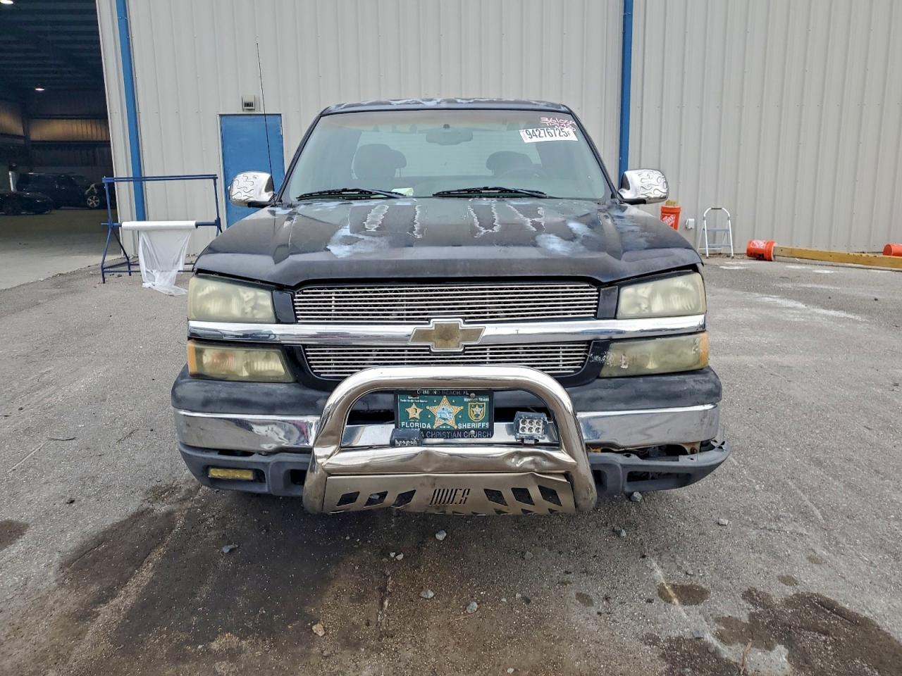 Chevrolet Silverado C1500 Image 12