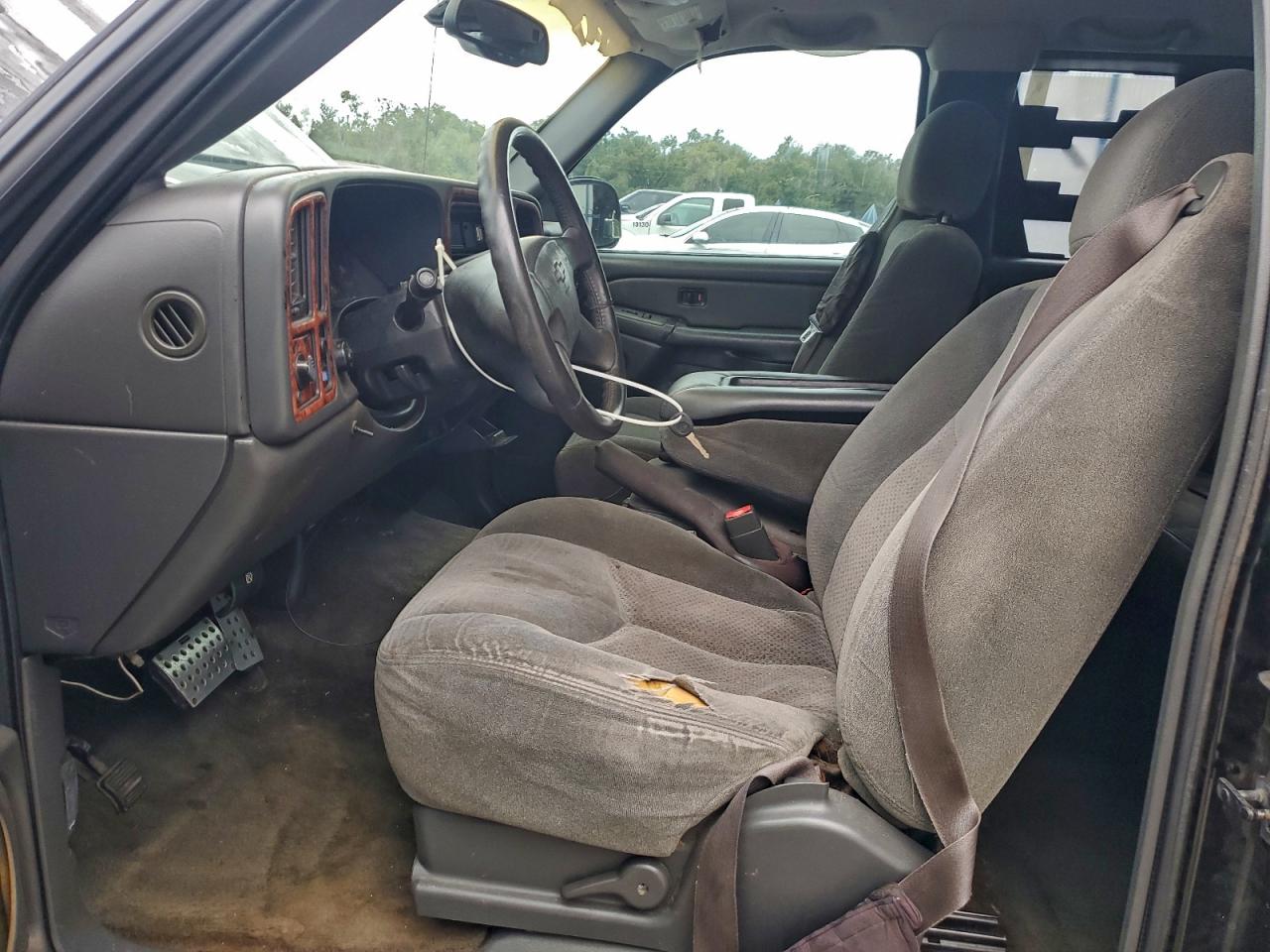 Chevrolet Silverado C1500 Image 7