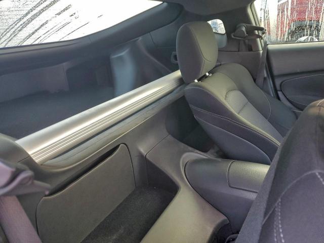 Nissan 370Z Base Image 11