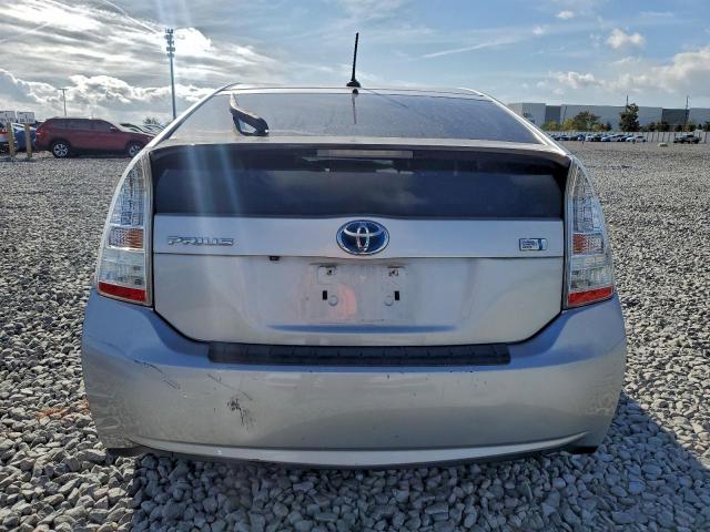 Toyota Prius Image 11