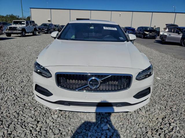 Volvo S90 T5 Momentum Image 9