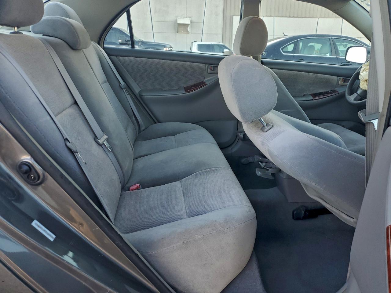 Toyota Corolla Ce Image 7