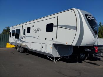  Salvage Highland Ridge Rv