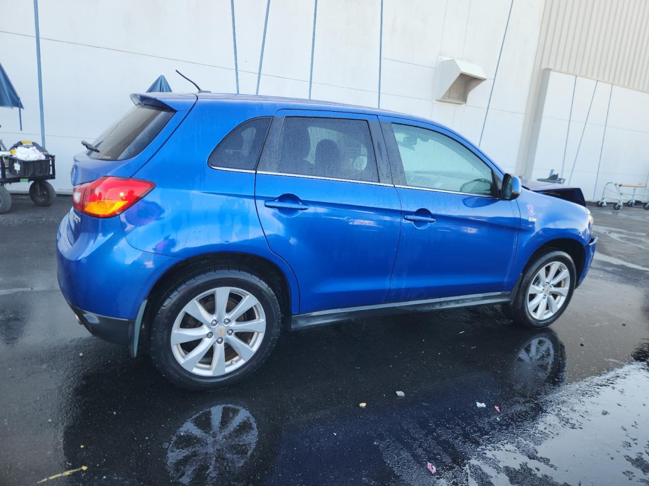 Mitsubishi Outlander Se Image 5