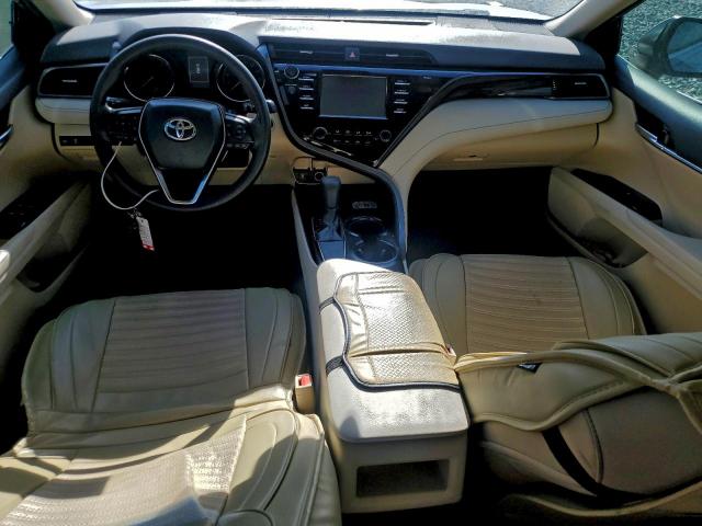 Toyota Camry L Image 6