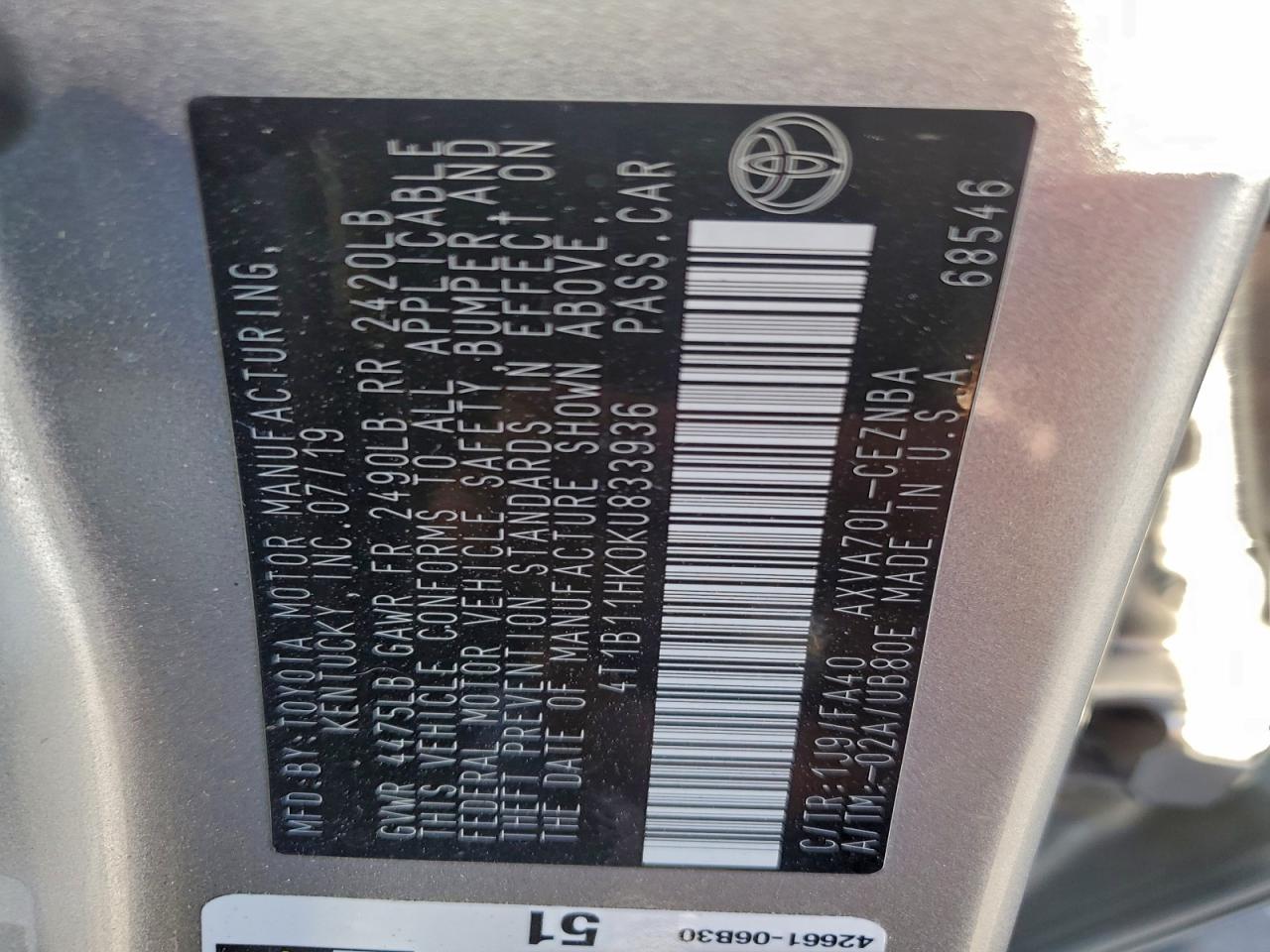 Toyota Camry L Image 10