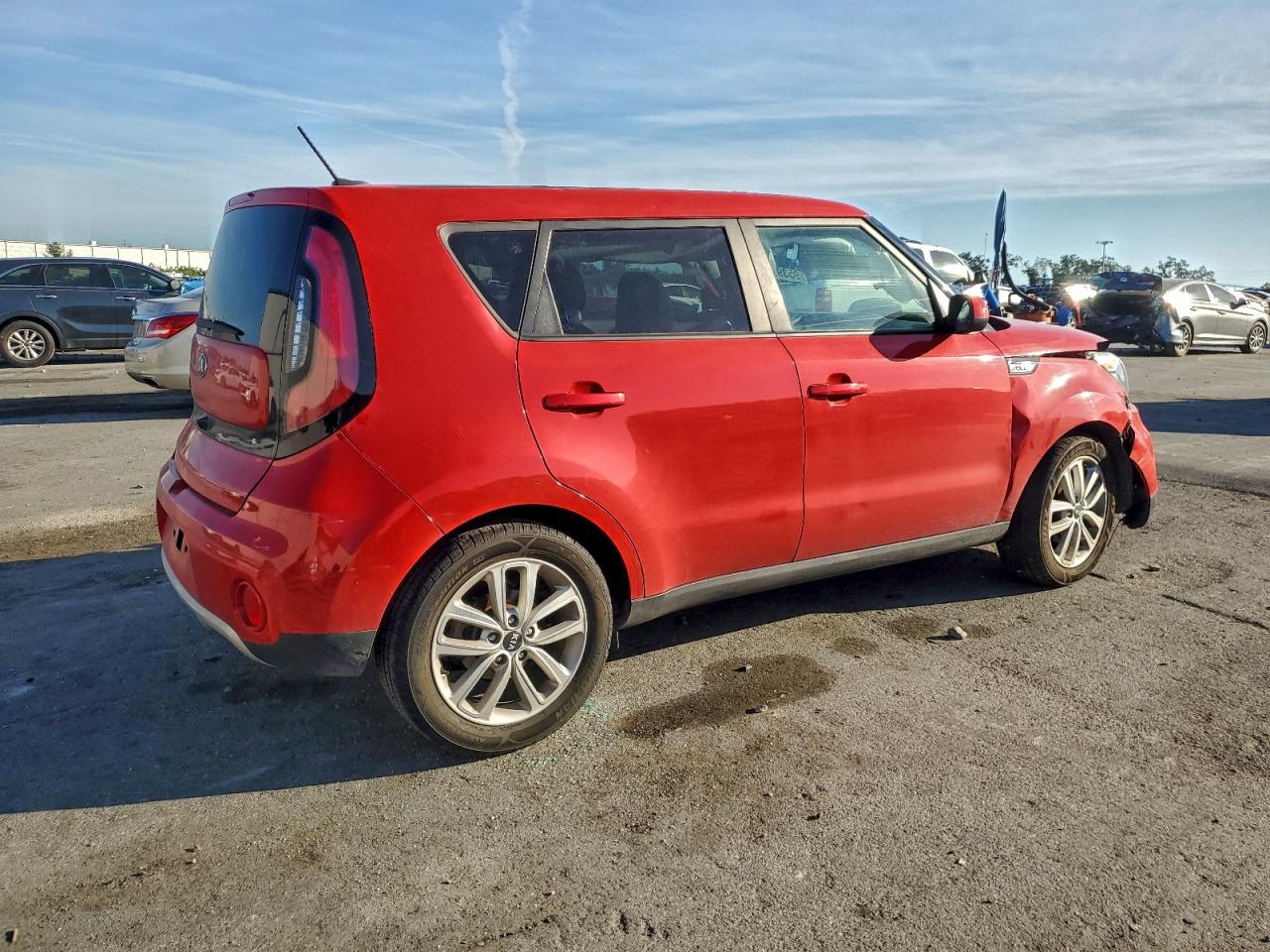 Kia Soul + Image 3