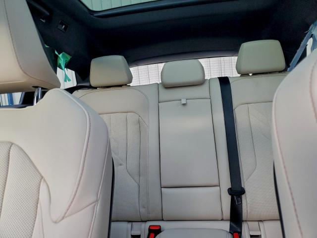 BMW X Series 30 Xdrive Image 12