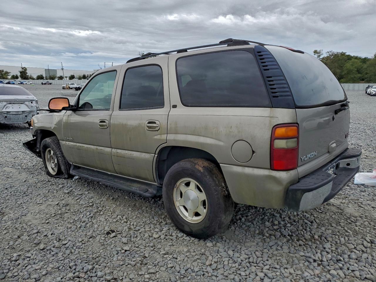 GMC Yukon Image 11