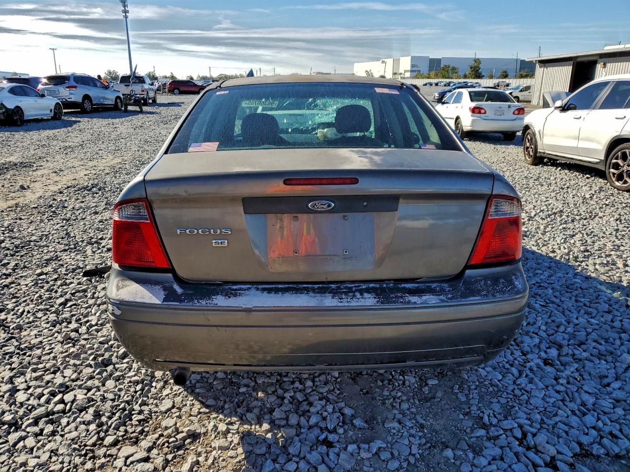 Ford Focus Zx4 Image 9