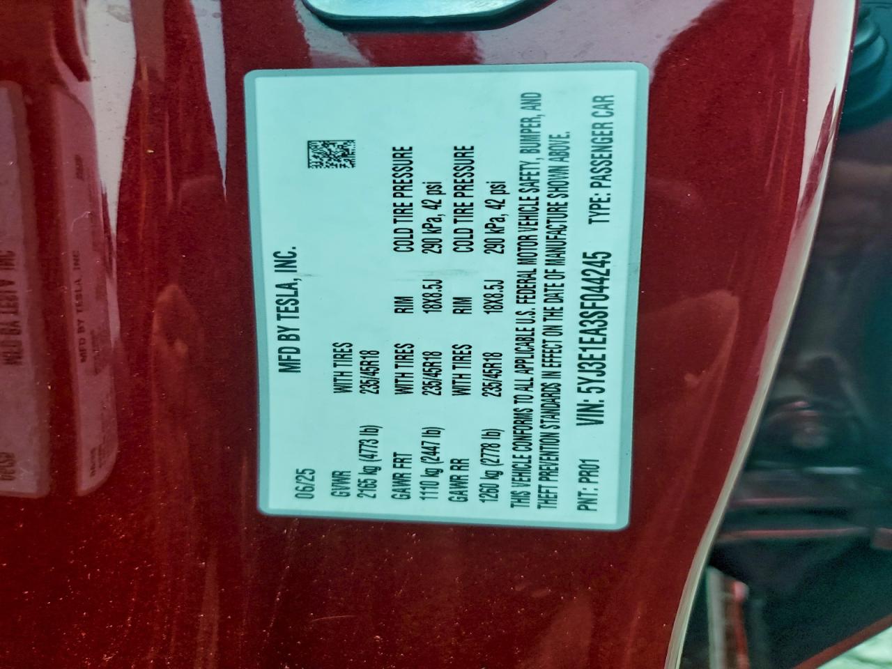 Tesla Model 3 Image 9