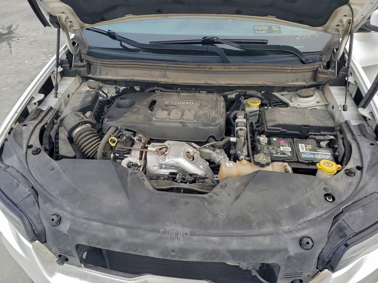 Jeep Grand Cherokee Latitude Plus Image 13