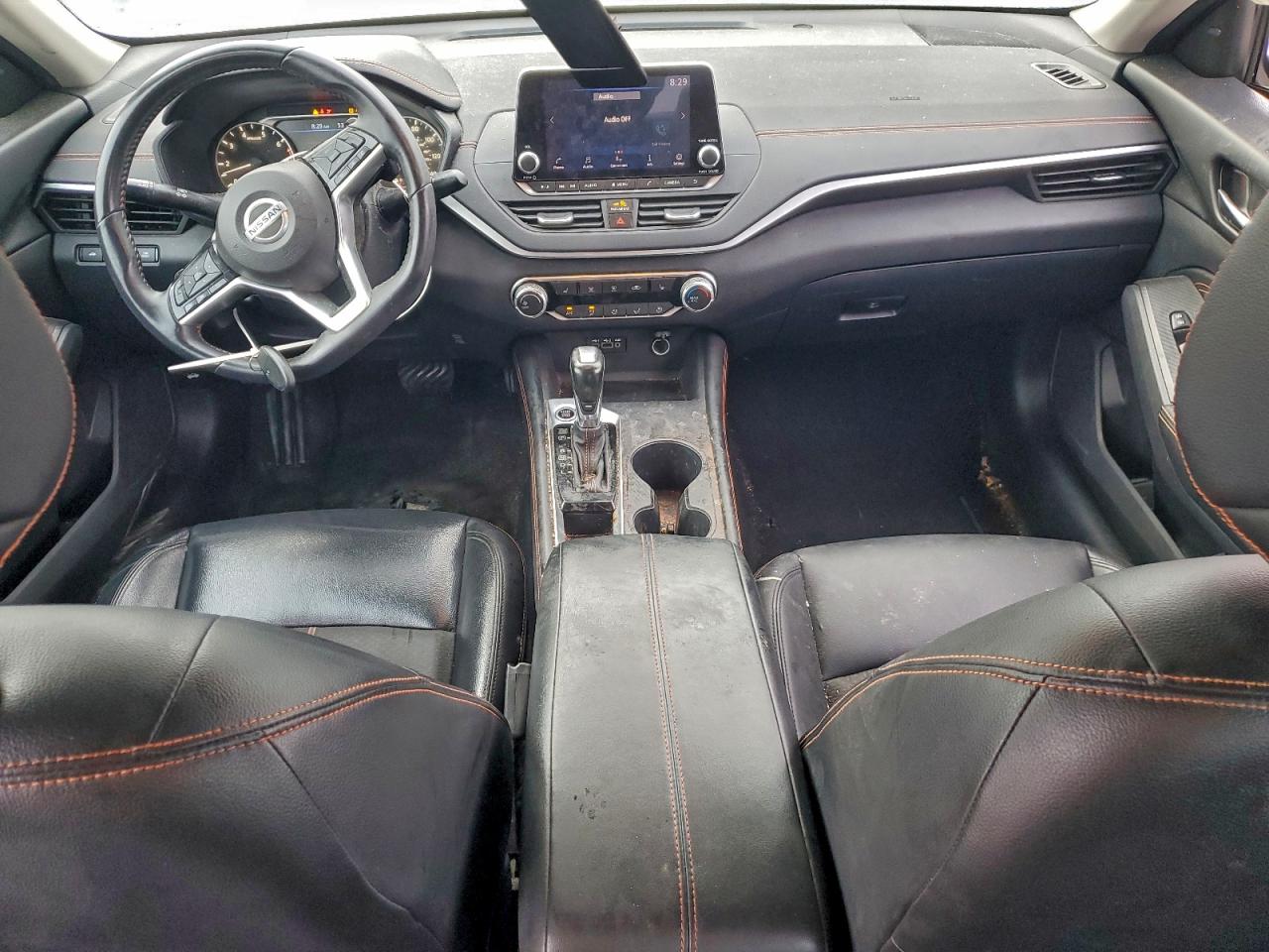 Nissan Altima Sr Image 12