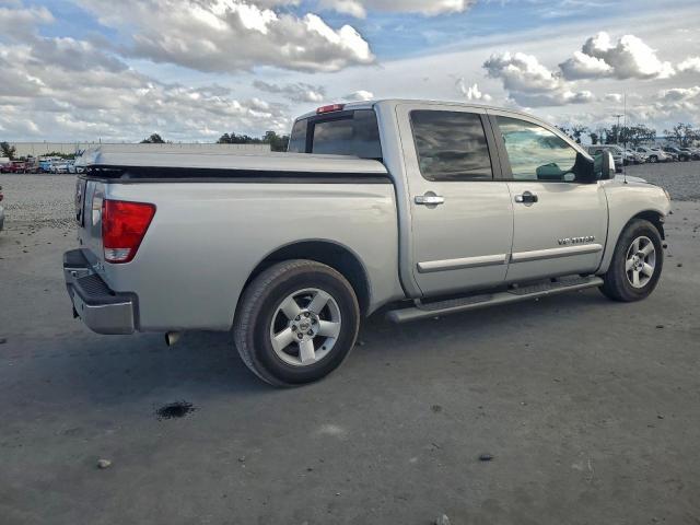 Nissan Titan Xe Image 6