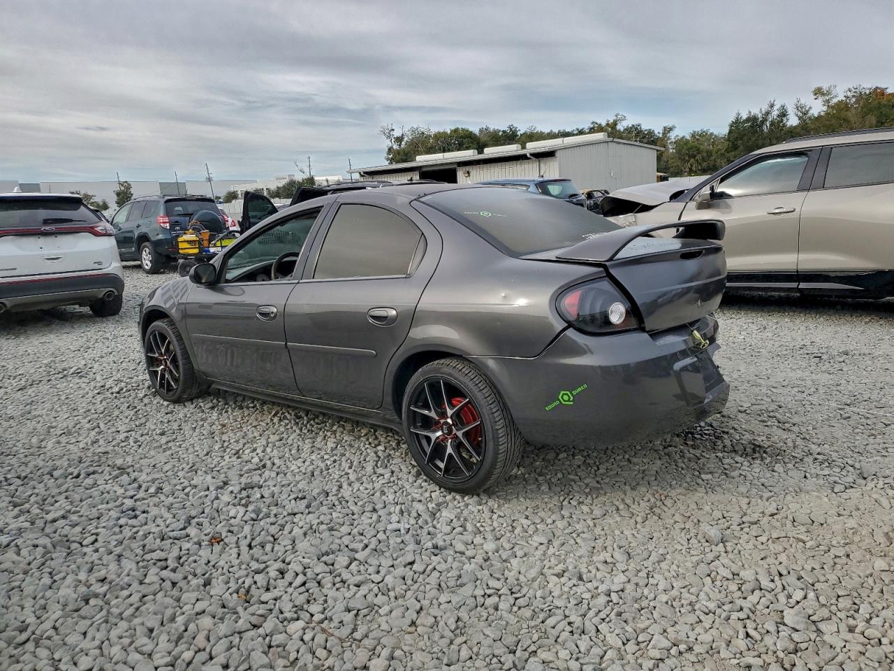 Dodge Neon Sxt Image 8