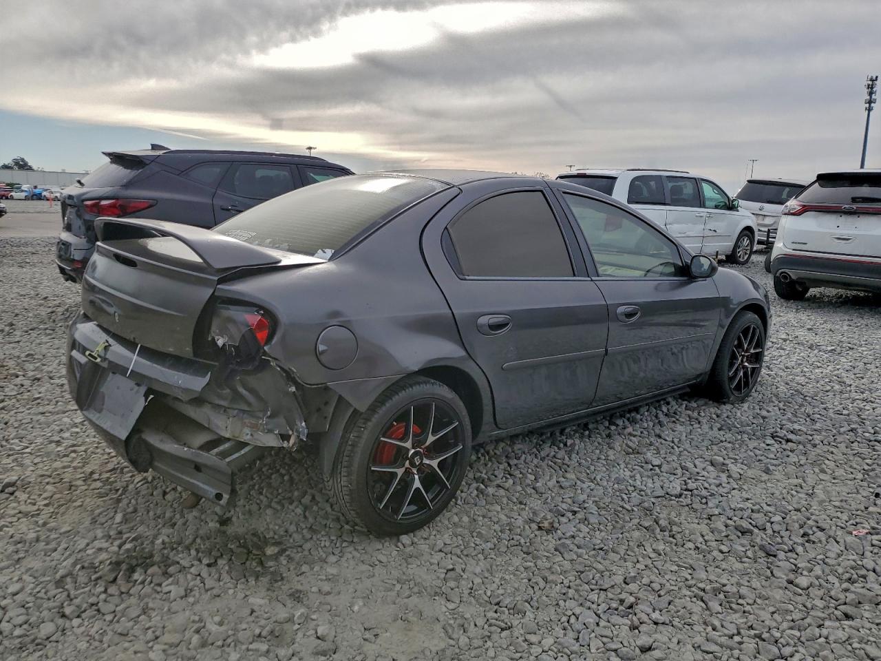 Dodge Neon Sxt Image 3