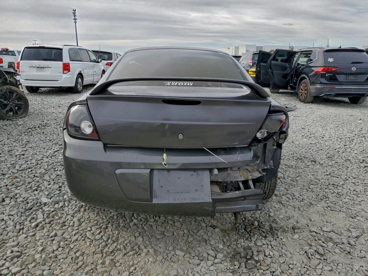 Dodge Neon Sxt Image 5