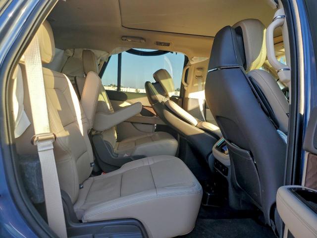 Lincoln Navigator Reserve Image 14