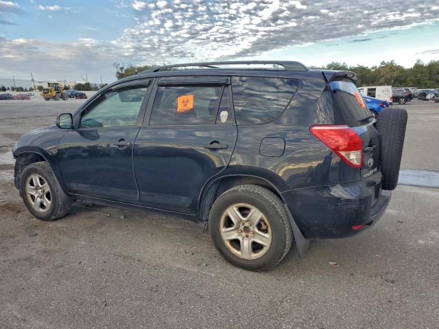 Toyota RAV4 Image 14