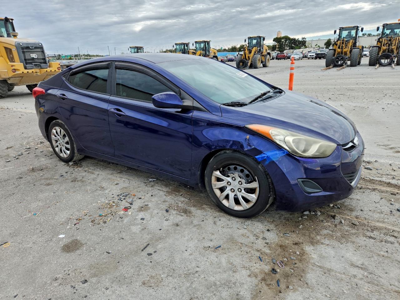 Hyundai ELANTRA Gls Image 10