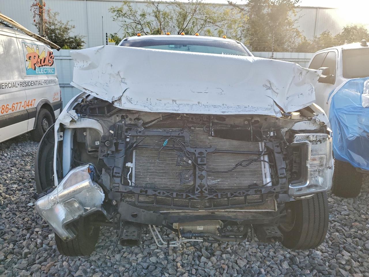 Ford F-550 Super Duty Image 5