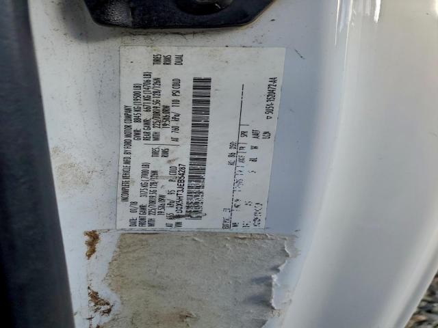 Ford F-550 Super Duty Image 2