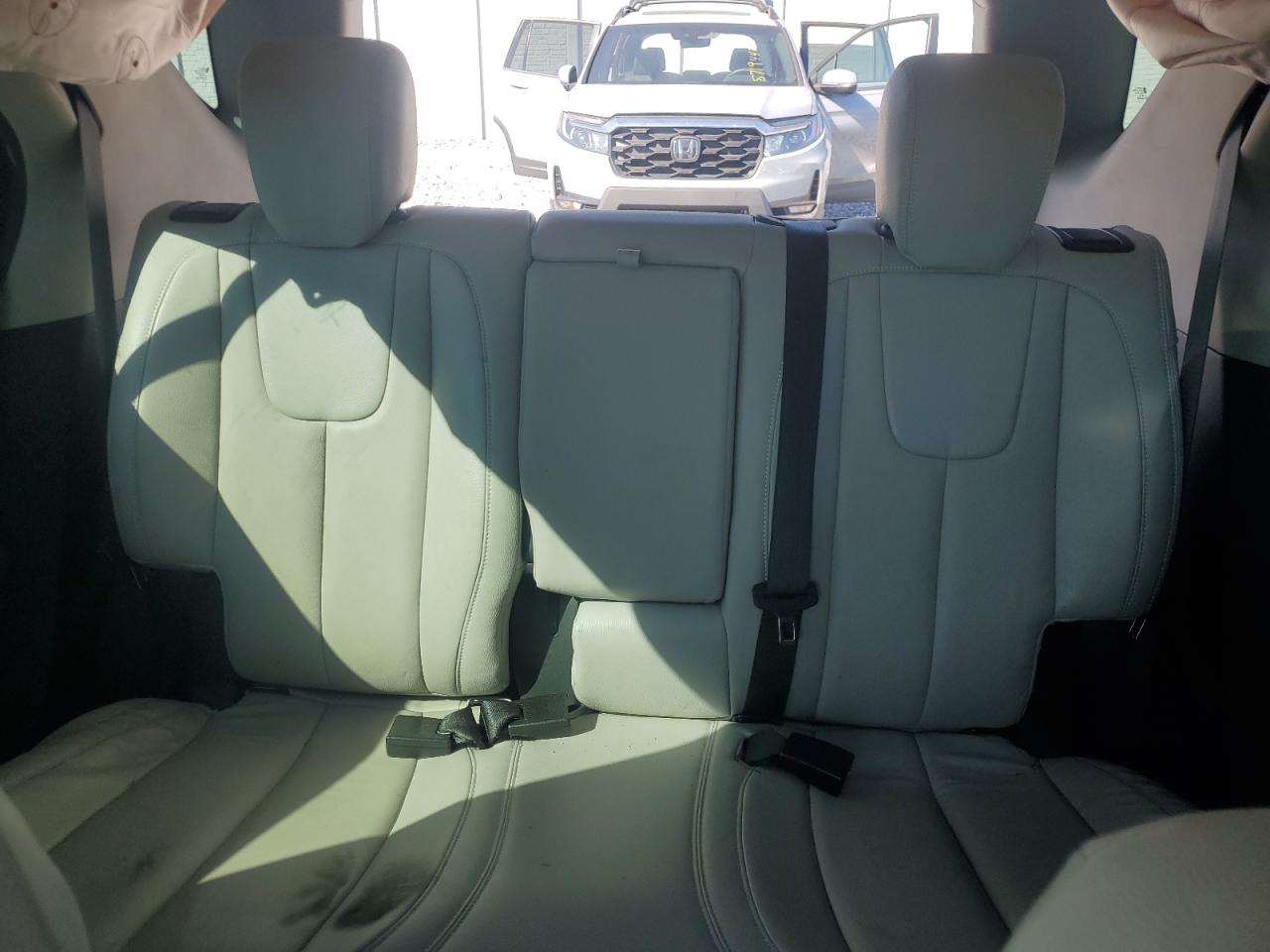 Chevrolet Equinox Ls Image 10