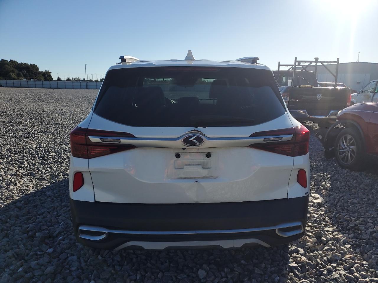 Kia Seltos Ex Image 4