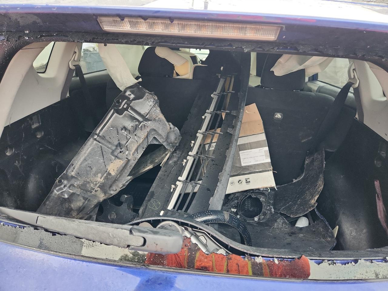 Toyota RAV4 Xle Image 13