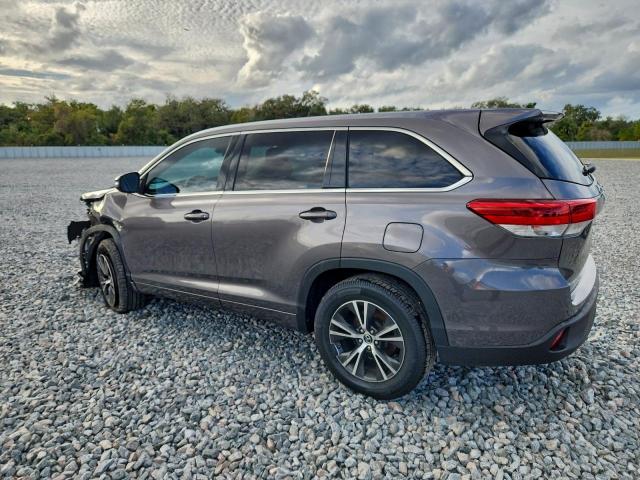 Toyota Highlander Le Image 9