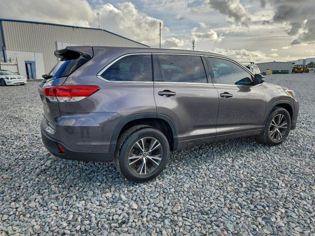 Toyota Highlander Le Image 6