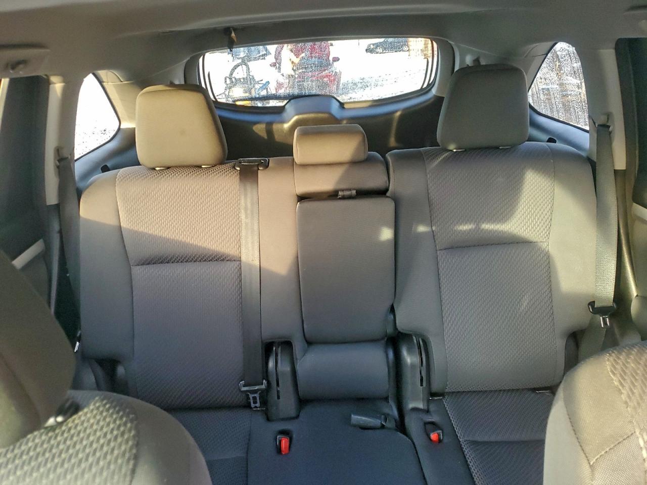 Toyota Highlander Le Image 13