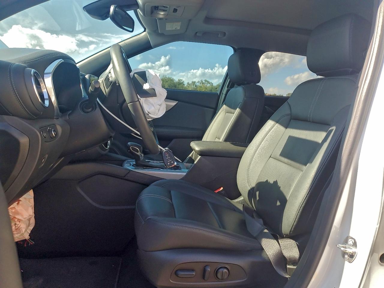 Chevrolet Blazer 3lt Image 3