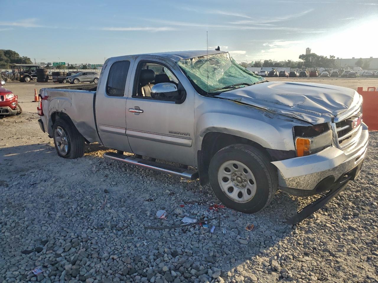 GMC Sierra K1500 Sle Image 4