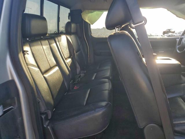 GMC Sierra K1500 Sle Image 9