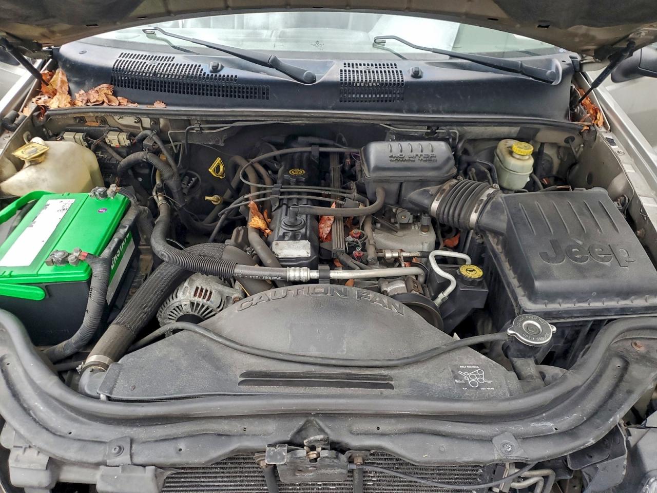 Jeep Grand Cherokee Laredo Image 13