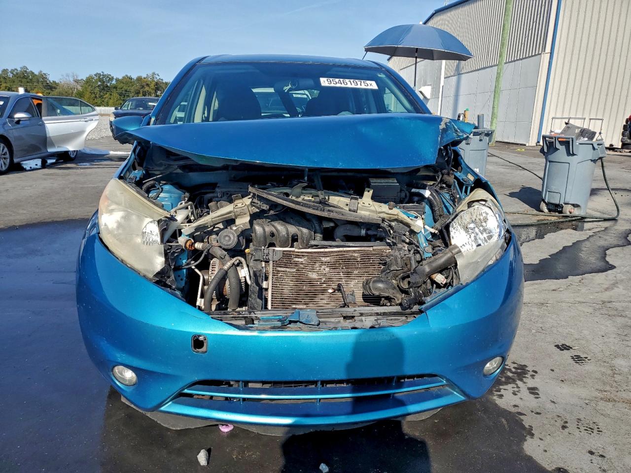 Nissan Versa S Image 4