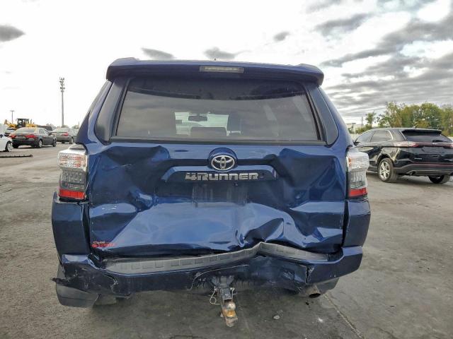Toyota 4Runner Sr5 Image 2