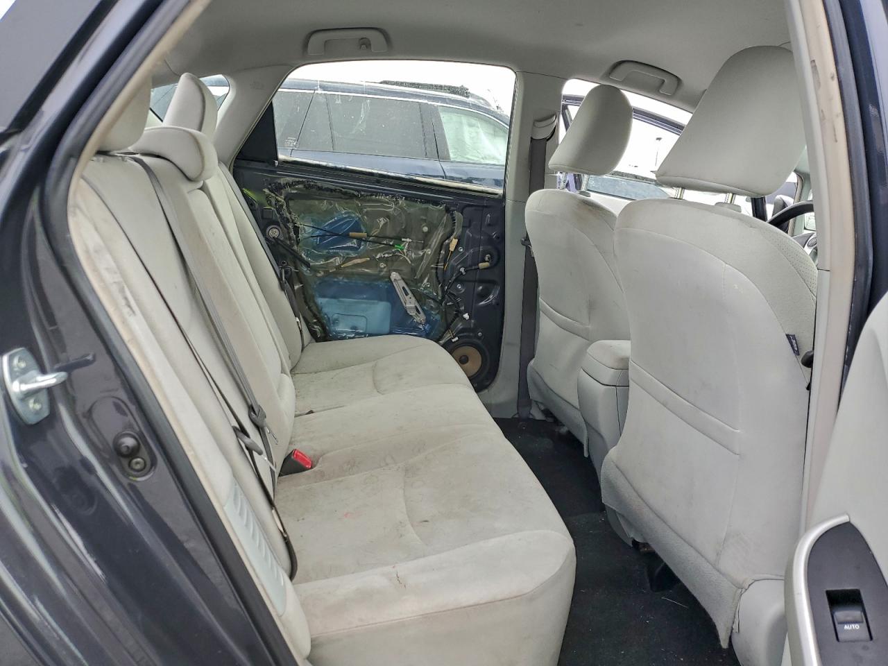 Toyota Prius Image 4