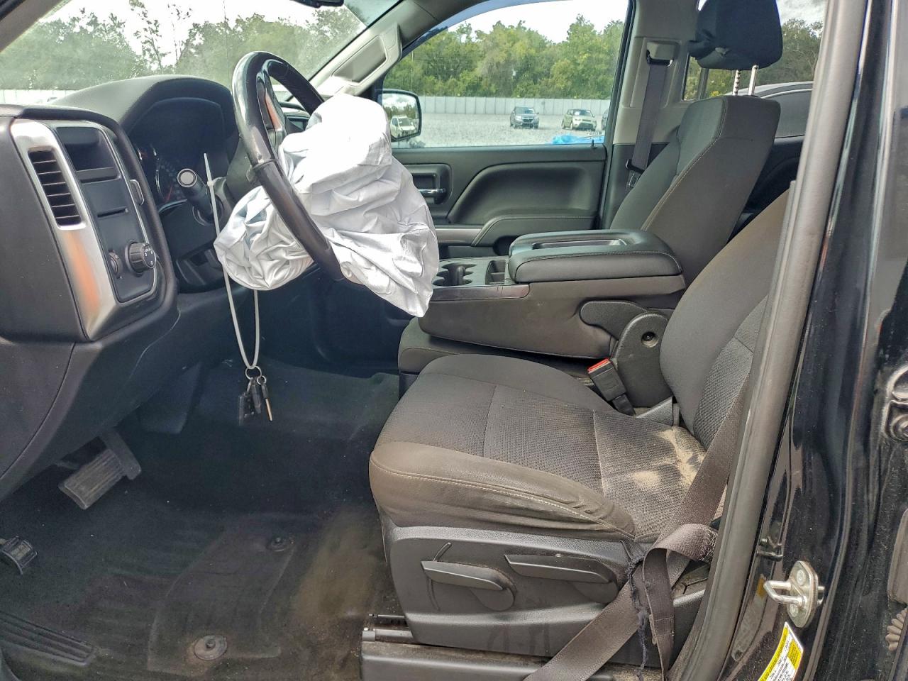 Chevrolet Silverado C1500 Lt Image 10