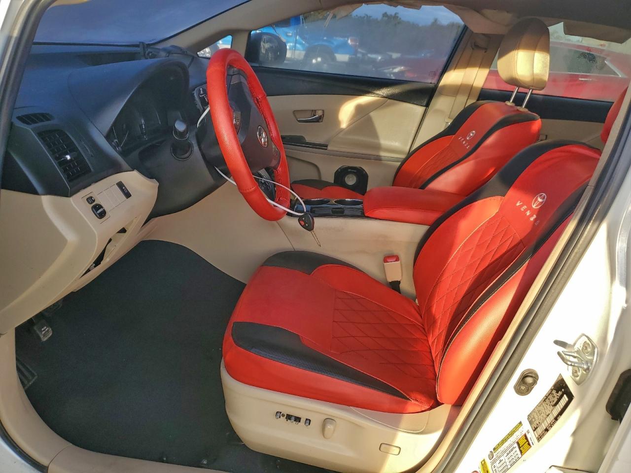 Toyota Venza Le Image 13