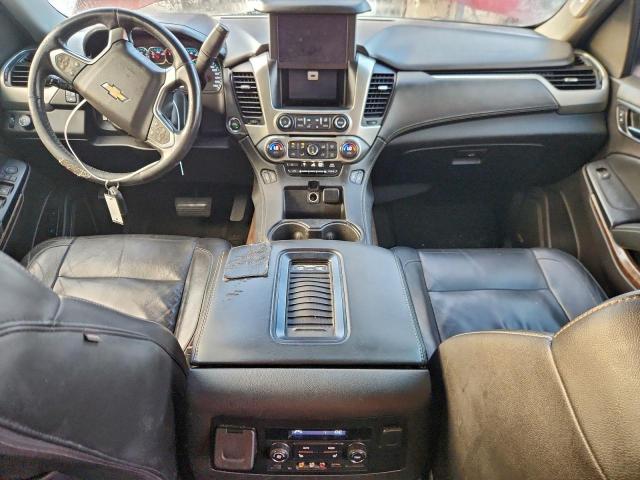 Chevrolet Suburban C1500 Lt Image 5