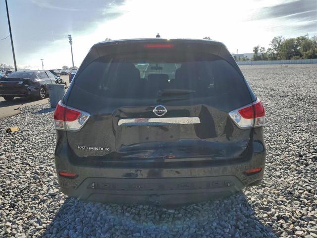 Nissan Pathfinder S Image 8