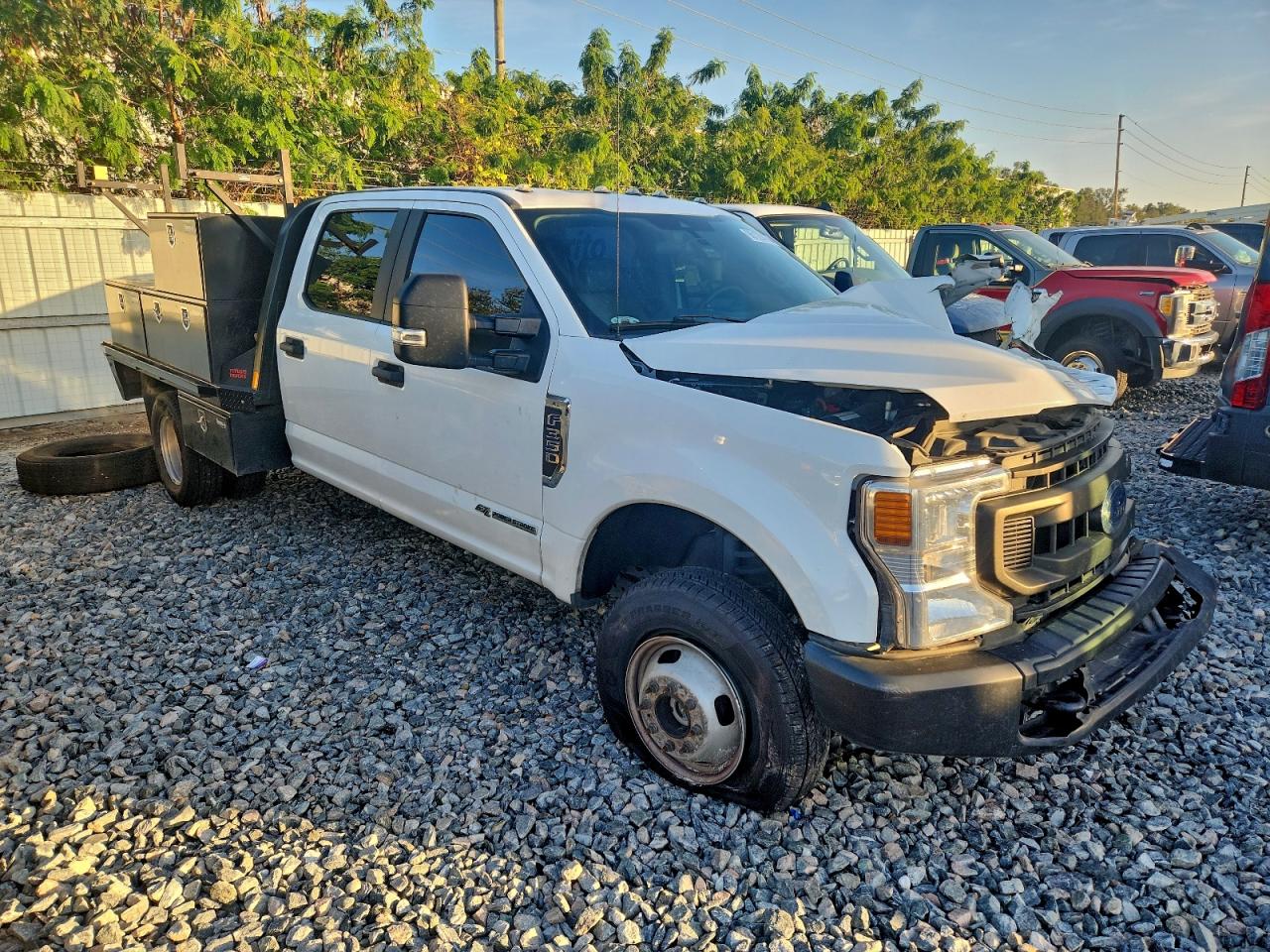 Ford F-350 Super Duty Image 6